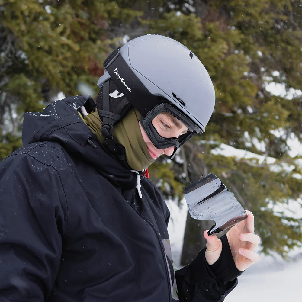 Daytona Snow Goggle Scope (Includes 1 x Magnetic Frame, 3 x Magnetic Lens, 1 x Goggles Dust Cover) - Image 6